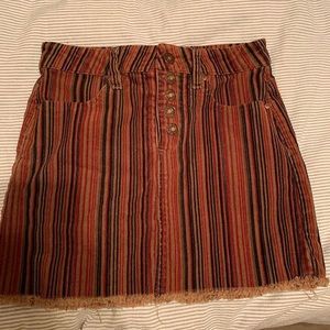 tillys skirt
